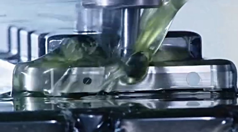 小米4、魅族MX4手機(jī)外殼加工用的是什么切削液？